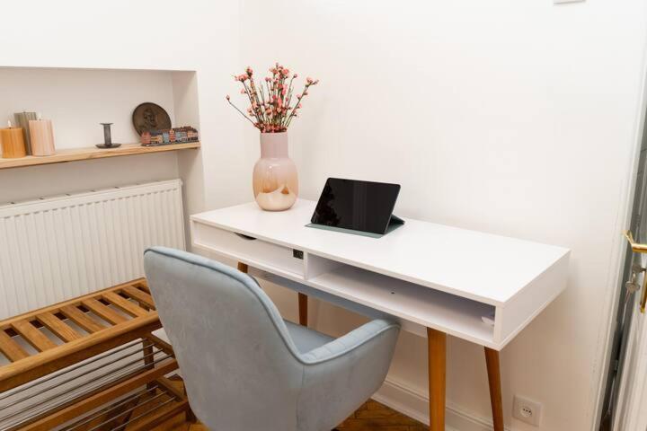 Freedom Apartments In The Heart Of Lviv - Balabana Str And Svoboda Avenue ภายนอก รูปภาพ